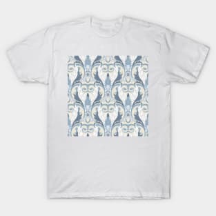 Decorative pattern in Baroque style T-Shirt